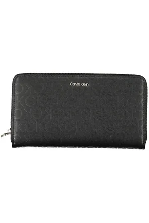 Calvin Klein Elegant Designer Wallet with Rfid Protection