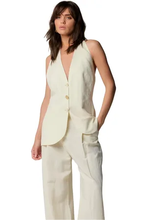 Kocca Stylish Vests for Every Occasion