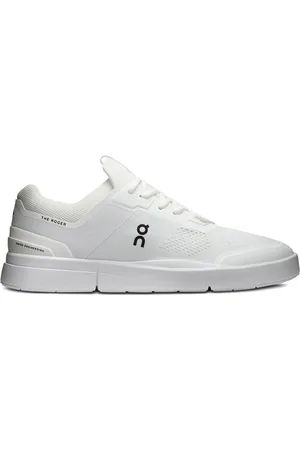 On Running Sneakers, male, , 10 UK, Lace-Up Sneaker with Reflective Detailing