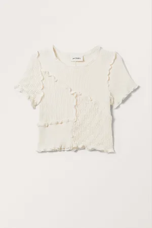 Monki Cropped Knitted Short Sleeve Top