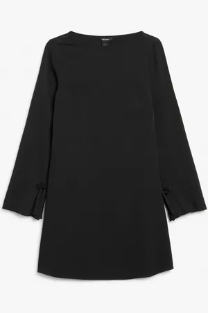 Monki Flared boatneck dress