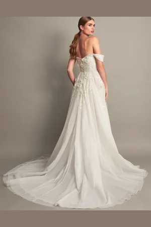 Bohemia Luciane Off-Shoulder Wedding Dress