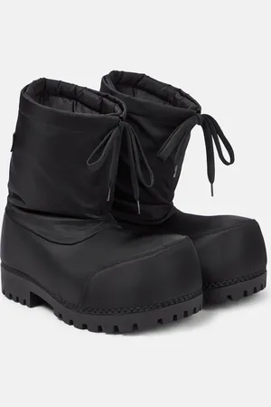 Balenciaga Alaska Low snow boots