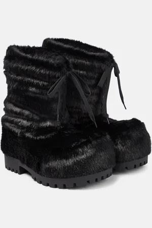 Balenciaga Alaska faux fur snow boots