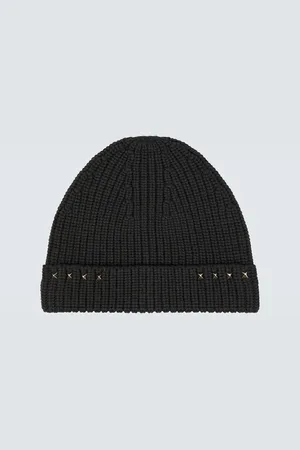 VALENTINO GARAVANI Rockstud ribbed-knit wool beanie
