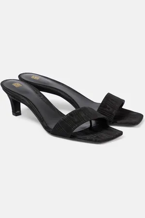Totême Moire mules