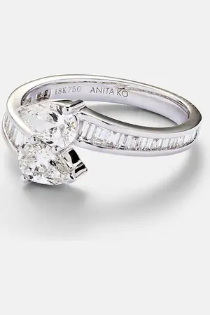 Anita Saturn 18kt white gold ring with diamonds