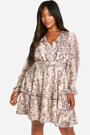 Boohoo Womens Plus Woven Print Ruffle Skater Dress - 28