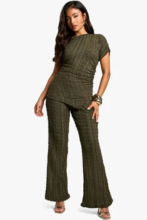 Boohoo Womens Petite Crinkle Texture Drape Top and Flare Co Ord - - 12