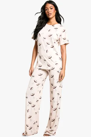 Boohoo Womens Tall Espresso Martini Print Short Sleeve T-Shirt & Trousers Pyjama Set - - 10