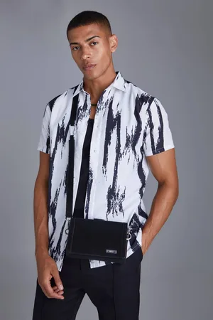 Boohoo Short Sleeve Slub Large Scale Abstract Regular Fit Shirt - - M