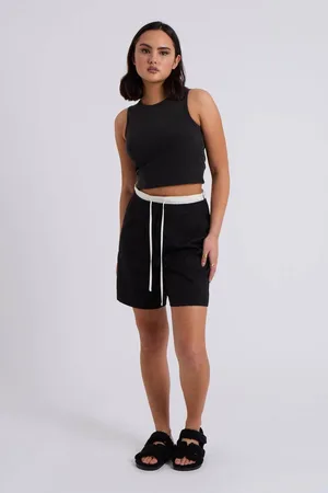 Urban Bliss Womens Double Waistband Bermuda Short - - 12