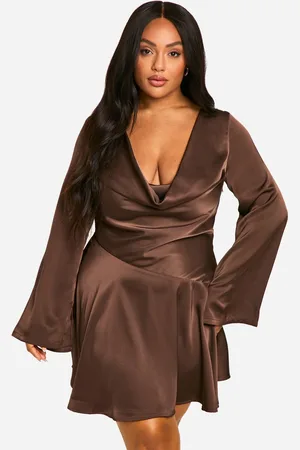 Boohoo Womens Plus Premium Satin Cowl Neck Skater Dress - - 28