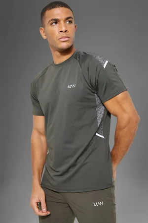 Boohoo Man Active Gym Panel Detail Regular Fit T-Shirt - - M
