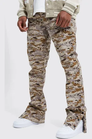 Boohoo Fixed Waist Slim Flare Cargo Camo Trouser - - 30R