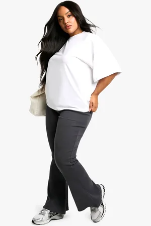 Boohoo Womens Basics Plus heavy rib flare - - 18