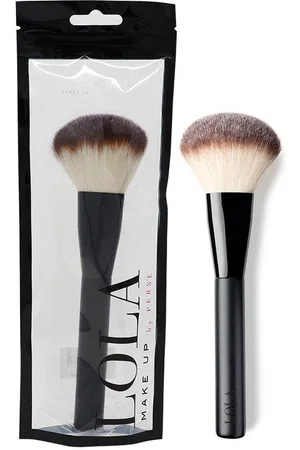 Lola Powder Brush - - One Size