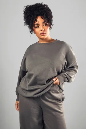 Boohoo Womens Plus DSGN Studio Embroidered Oversized Sweatshirt - - 18
