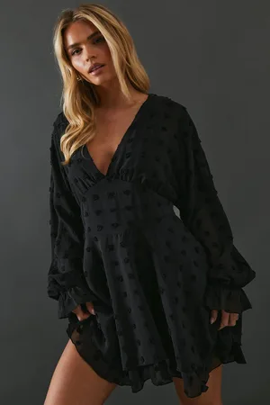 warehouse Womens Petite Tufted Dobby Chiffon Plunge Neck Mini Dress - - 8
