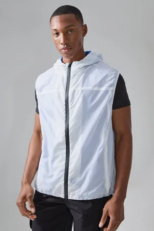 Boohoo Man Active Mesh Lined Hooded Regular Fit Gilet - - L