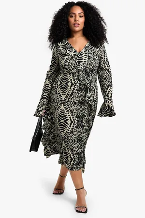 Boohoo Womens plus animal print chiffon ruffle midi dress - - 22