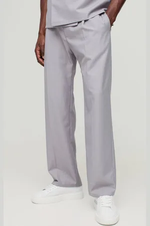 Boohoo Relaxed Fit Belt Detail Pleat Front Trouser - - 28