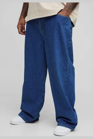 Boohoo Plus Embroidered Relaxed Fit Jeans - - 40