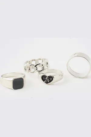 Boohoo 4 pack Cross Ring Set - - M/L