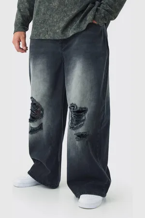 Boohoo Plus Baggy Fit Super Distressed Jeans - - 46