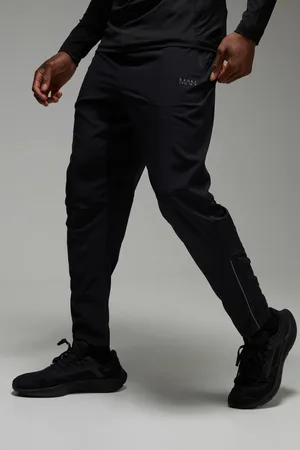 Boohoo Man Active Lightweight Stretch Woven Zip Hem Slim Fit Jogger - - XS
