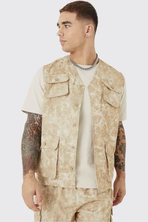 Boohoo Sleeveless Cargo Utility Regular Fit Vest - - L
