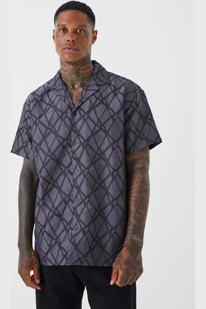 Boohoo Short Sleeve Oversized Sheer Geo Shirt - - L