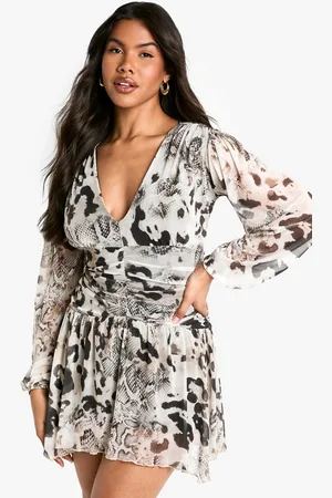 Boohoo Womens Printed Animal Mesh Ruched Waist Mini Dress - - 12