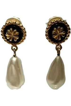 CHANEL Preloved Pearl Drop Earrings Goldtone Metal Women - - One Size