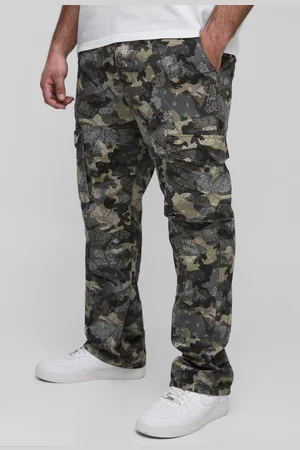 Boohoo Plus Slim Flare Gusset Camo Bandana Cargo Trouser - - 38