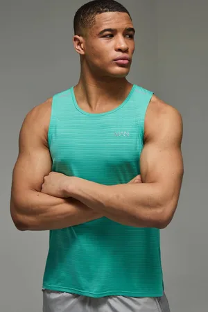Boohoo Man Active Engineered Performance Regular Fit Vest - - XL