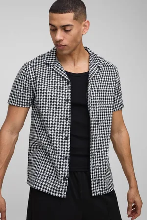 Boohoo Houndstooth Regular Revere Short Sleeve Shirt - - S