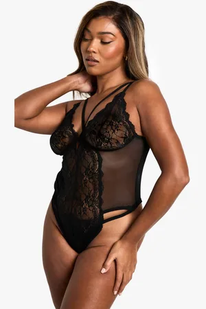 Boohoo Womens Plus Cross Front Lace Cup Bodysuit - 22