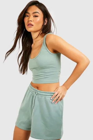 Boohoo Womens Scoop Neck Crop Top And Sweat Short Set - - M