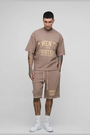 Boohoo Tall Oversized Boxy Waffle Graphic T-Shirt & Oversized Short Set - - M
