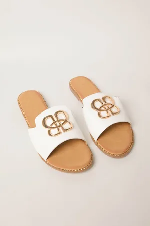 Blue Vanilla Womens Gold Butterfly Front Sandals - 3