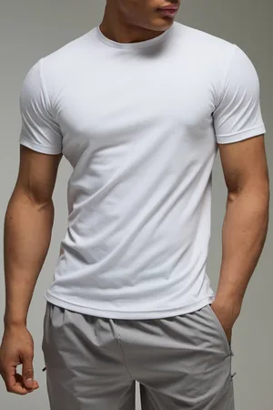 Boohoo Man Active Ultra-Soft Brushed Regular Fit T-shirt - - M