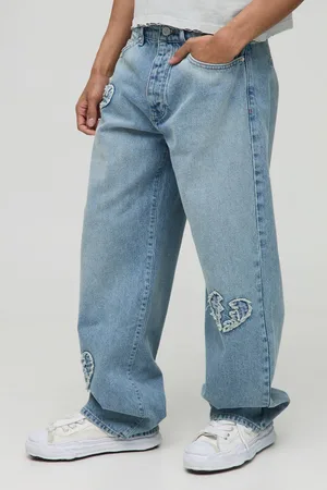 Boohoo Relaxed Fit Ripped Knee Heart Applique Jeans - - 34R