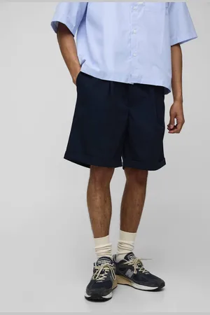 Boohoo Baggy Fit Pleated Front Shorts - - 34