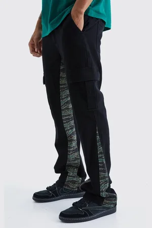 Boohoo Slim Flare Camo Gusset Cargo Trouser - - 28