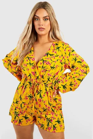 Boohoo Womens Plus Floral Plunge Tie Waist Playsuit - - 28