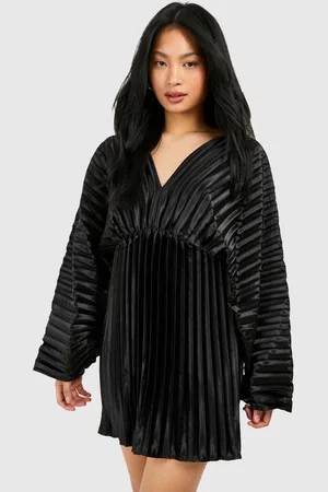 Boohoo Womens Petite Pleated Satin Batwing Mini Dress - - 16