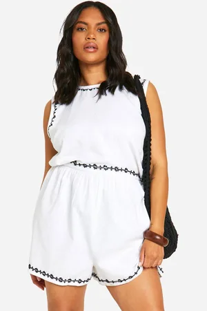 Boohoo Womens Plus Embroidered Linen Look Playsuit - - 28