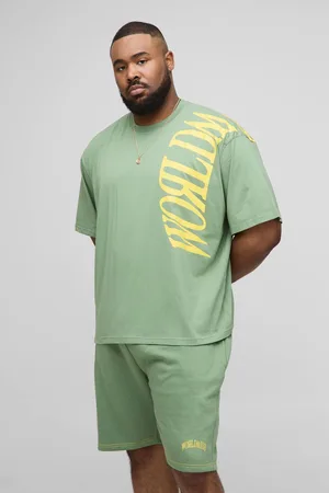 Boohoo Plus Oversized Worldwide Over Seam Print T-Shirt & Short Set - - 5XL