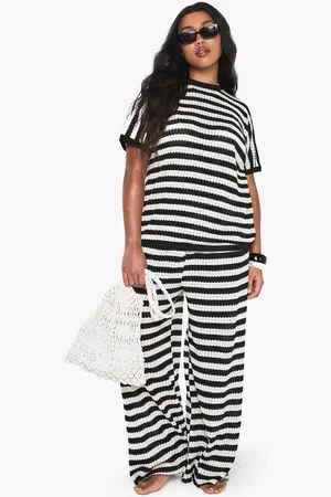 Boohoo Womens Plus Stripe Crochet Beachwear Set - - 24